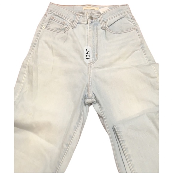 SOLD Levi’s High-Waisted Light Wash Jeans Size XS (Size 25) - Picture 4 of 5